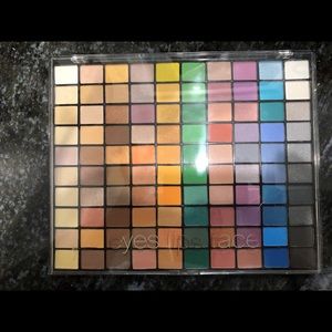 Makeup palette
